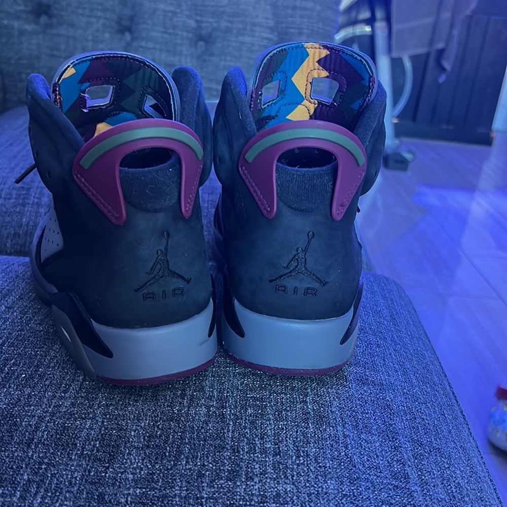 Jordan 6 - Picture 4 of 5